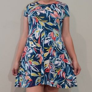 MSK TROPICAL PRINT DRESS